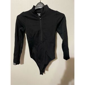 NWOT OQQ Women’s Medium Nylon Long Sleeve Bodysuit Shapewear Stretch